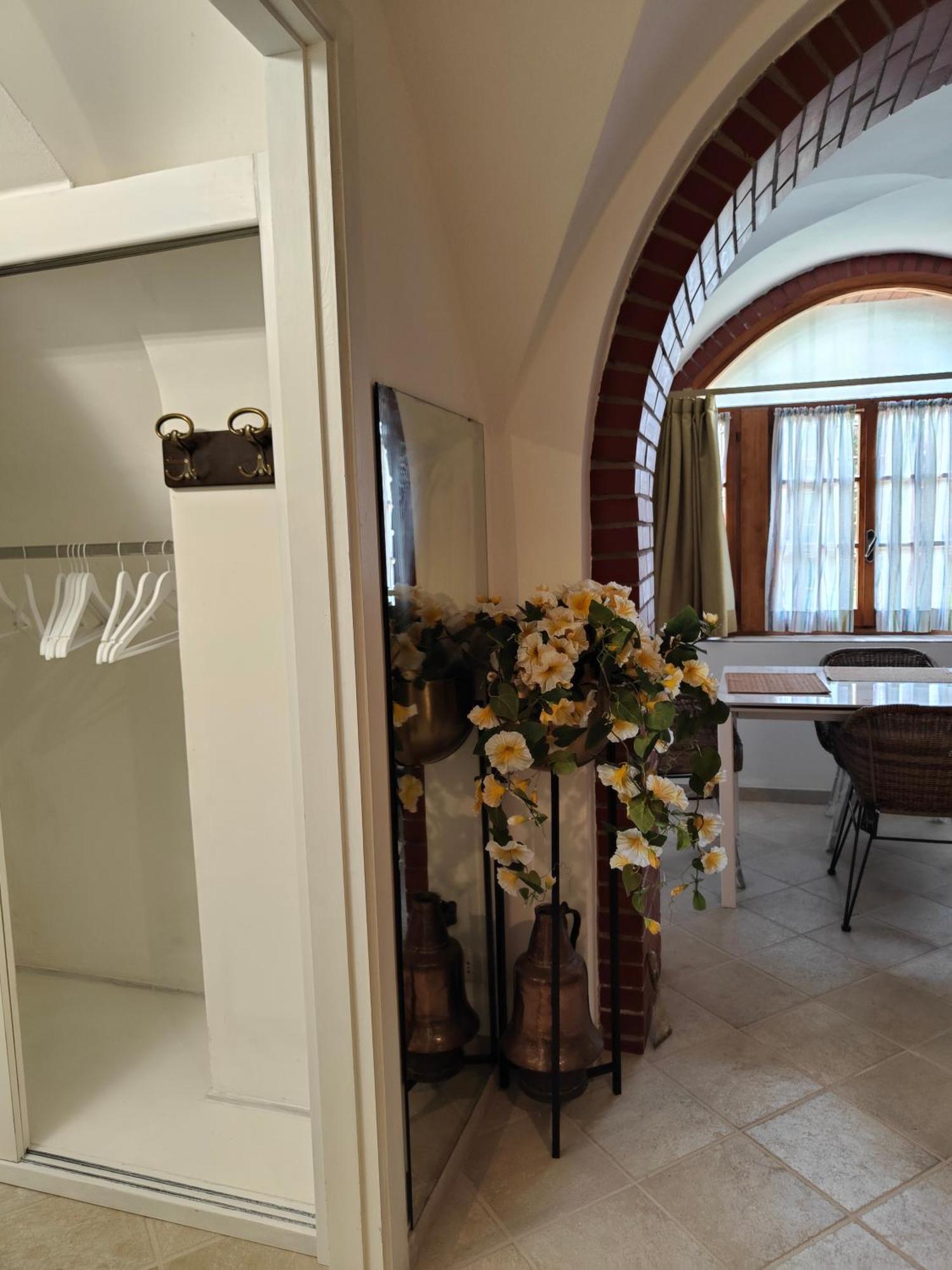 Piano Terra Centrale Vicino Al Mare Riva Ligure Bagian luar foto